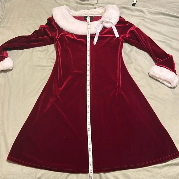 BCXgirl stretch red velvet Christmas dress - Picture 11 of 11